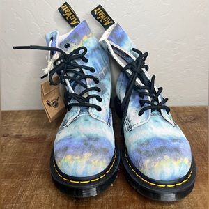 Dr. Martens 1460 Pascal Shoes Wmn (blue summer tie dye)  Size 7